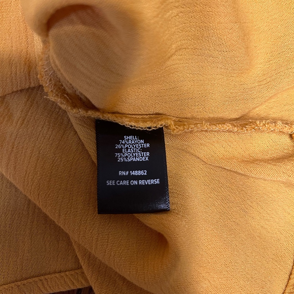 Torrid Mustard Smocked Baby Doll Top Size 1 - Picture 5 of 5
